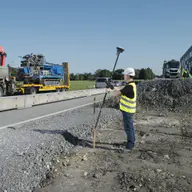 GNSS-приемник Leica GS18 T LTE/UHF Basic 13